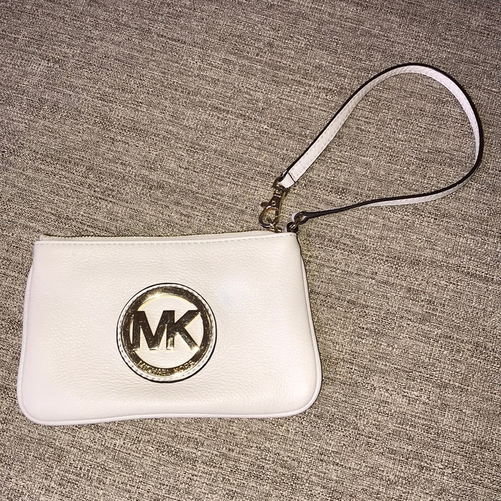 Michael Kors wristlet